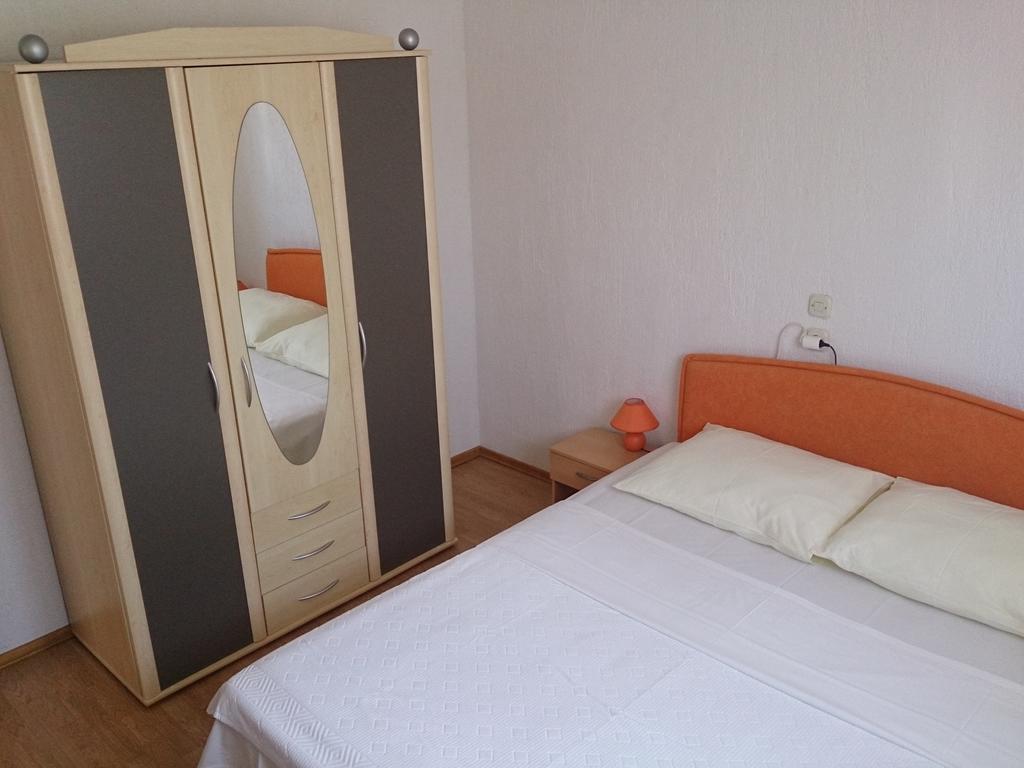 Apartments Valentino Супетарська Драґа Номер фото