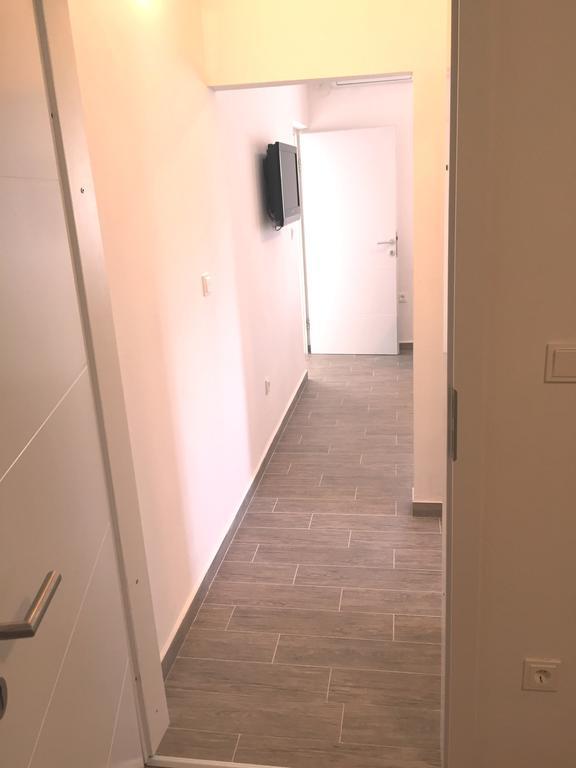 Apartments Valentino Супетарська Драґа Екстер'єр фото